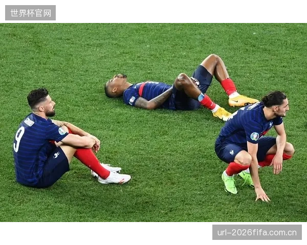 法国队攻坚战缺乏耐心,盲目远射将增加球权转换次数,提升平局风险。 法国队攻坚战缺乏耐心,盲目远射将增加球权转换次数,提升平局风险。